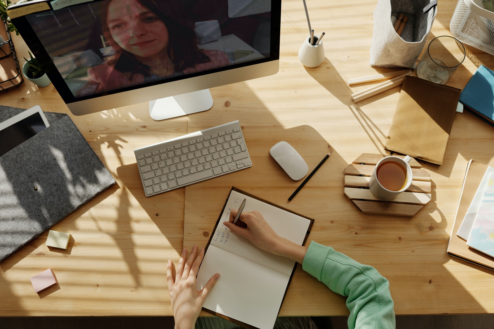 Eu vou organizar documentos e digitar áudio e vídeo em Word